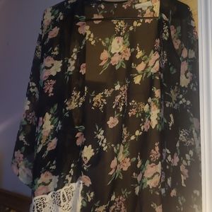 Rachael & Chloe  Sheer Kimono L